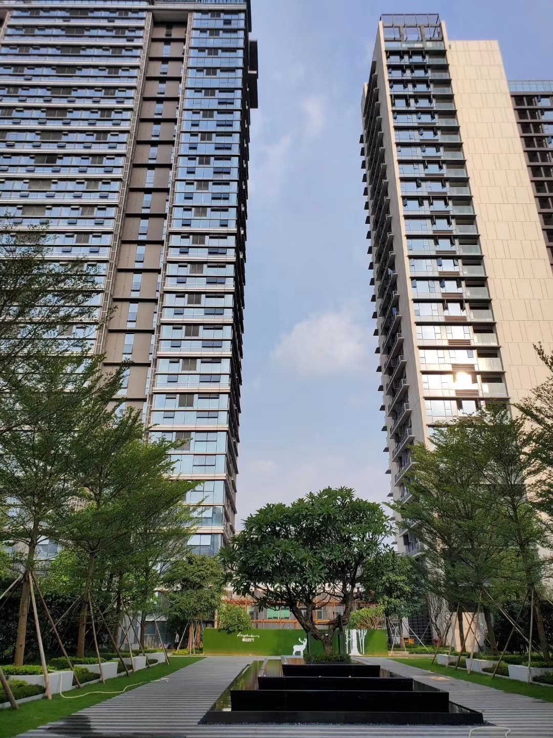 龍華有便宜的大紅本房嗎？?jī)r(jià)格是多少呢？