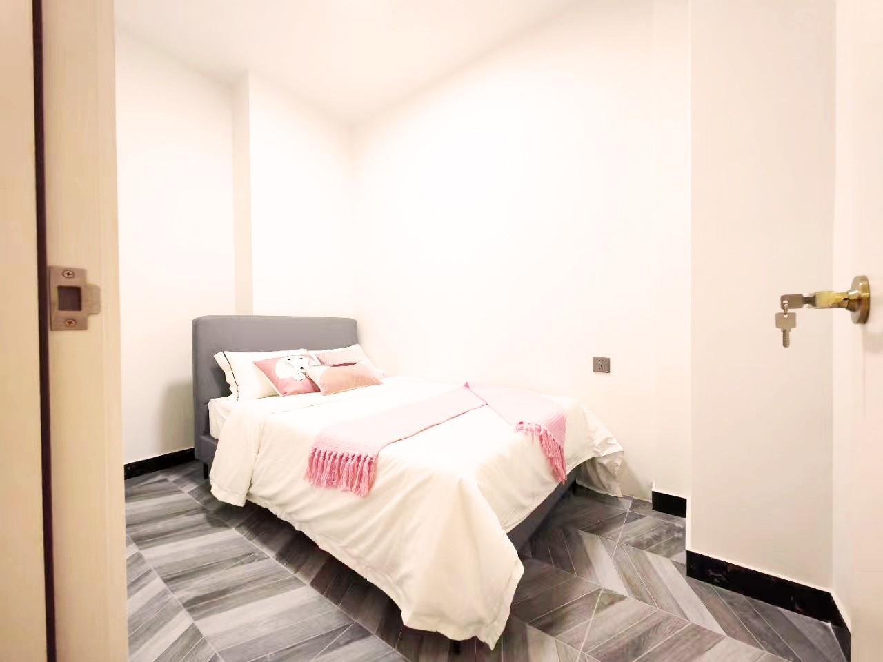 深圳龍崗小產權房|愛聯(lián)明庭